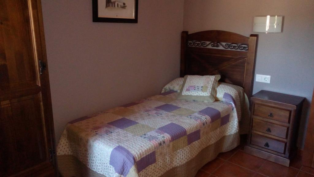 Apartamentos Rurales Casas De Los Maestros Talarrubias Екстериор снимка