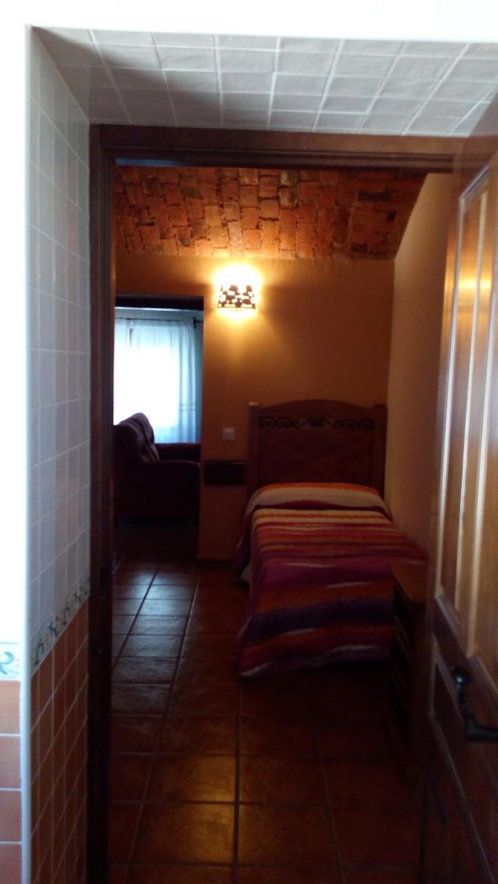 Apartamentos Rurales Casas De Los Maestros Talarrubias Екстериор снимка