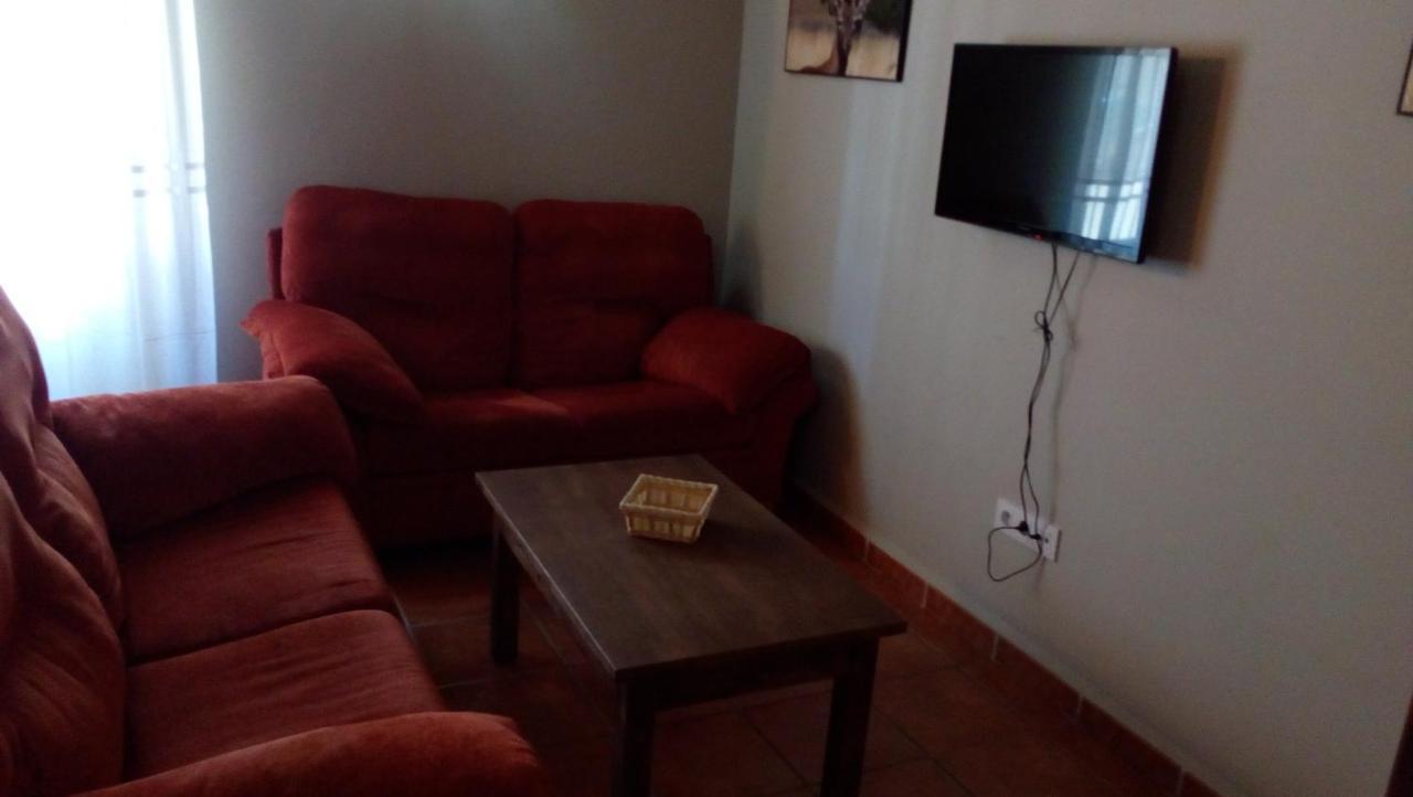 Apartamentos Rurales Casas De Los Maestros Talarrubias Екстериор снимка